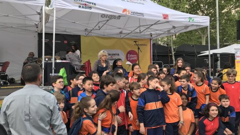 Programació especial de Sant Jordi des de la plaça Catalunya de Barcelona. 23 d'abril de 2018