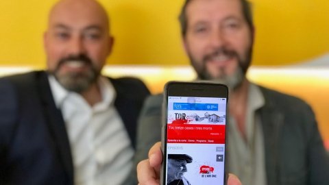 El director de Catalunya Ràdio, Saül Gordillo, i el periodista Carles Porta presenten el podcast de la sèrie de no-ficció 'Tor, tretze cases i tres morts', en una entrevista a 'El matí de Catalunya Ràdio'. 4 de juny de 2018