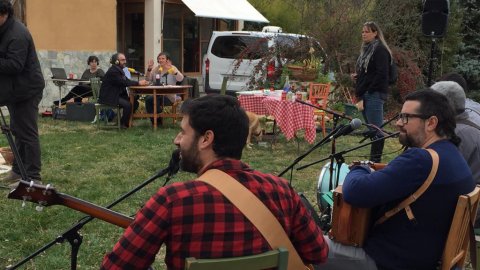 Programa especial Mans de Catalunya Ràdio des d'una masia de Valls amb motiu del Dia Mundial de la Ràdio. Valls. 10 de febrer de 2019