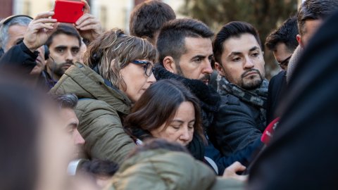 Programa especial d'El matí de Catalunya Ràdio i el Catalunya migdia des del centre de premsa muntat per Catalunya Ràdio a prop del Tribunal Suprem per seguir en directe el judici als líders del procés. Els periodistes de Catalunya Ràdio segueixen les compareixences dels polítics catalans a l'entrada del tribunal. Madrid. 19 de febrer de 2019