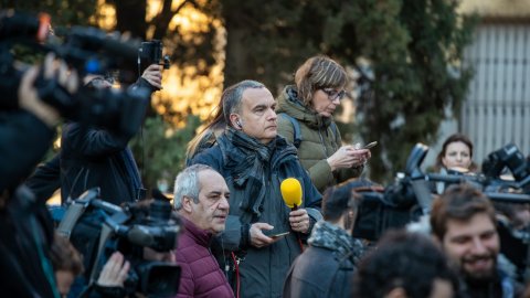 Programa especial d'El matí de Catalunya Ràdio i el Catalunya migdia des del centre de premsa muntat per Catalunya Ràdio a prop del Tribunal Suprem per seguir en directe el judici als líders del procés. Els periodistes de Catalunya Ràdio segueixen les compareixences dels polítics catalans a l'entrada del tribunal. Madrid. 19 de febrer de 2019