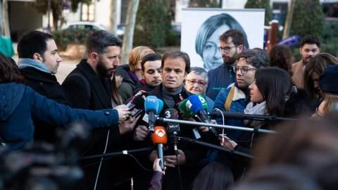 Programa especial d'El matí de Catalunya Ràdio i el Catalunya migdia des del centre de premsa muntat per Catalunya Ràdio a prop del Tribunal Suprem per seguir en directe el judici als líders del procés. Els periodistes de Catalunya Ràdio segueixen les compareixences dels polítics catalans a l'entrada del tribunal. Madrid. 19 de febrer de 2019
