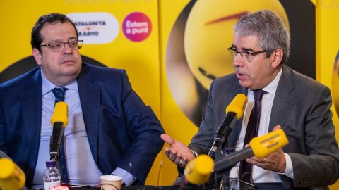 Programa especial d'El matí de Catalunya Ràdio i el Catalunya migdia des del centre de premsa muntat per Catalunya Ràdio a prop del Tribunal Suprem per seguir en directe el judici als líders del procés. Els periodistes de Catalunya Ràdio segueixen les compareixences dels polítics catalans a l'entrada del tribunal. Madrid. 19 de febrer de 2019