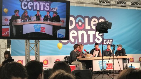 Adolescents iCat enregistra amb públic al Saló de l'Ensenyament, a Fira de Barcelona. 21 de març de 2019