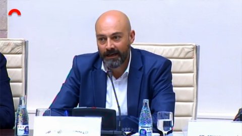 El director de Catalunya Ràdio i dels Mitjans Digitals de la Corporació Catalana de Mitjans Audiovisuals (CCMA), Saül Gordillo, participa en una jornada al Parlament de Catalunya sobre 'fake news' organitzada pel Col·legi de Periodistes i el Consell de l'Audiovisual de Catalunya. Barcelona. 29 de març de 2019