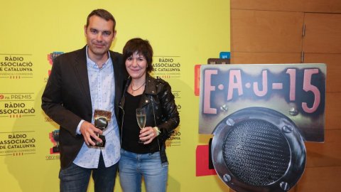 El director de Catalunya Ràdio, Saül Gordillo, assisteix als Premis Ràdio Associació de Catalunya 2019, i recull el Premi a la Innovació pel podcast 'Tor, tretze cases i tres morts', de Catalunya Ràdio. L'emissora també rep el Premi al Millor Programa de Ràdio a Òscar Fernández, Empar Moliner i Carlos Baraibar pel 'Catalunya Migdia'. La periodista de TV3 Lídia Heredia i Soler rep el Guardó 1924. Auditori ONCE. Barcelona. 25 d'abril de 2019