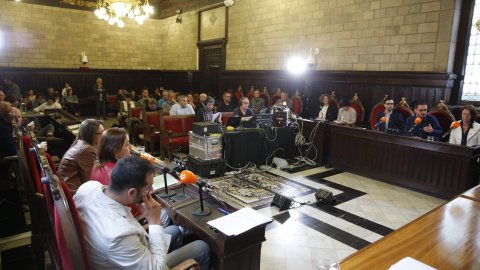 Especial 'Catalunya migdia' des de l'Ajuntament de Girona amb un debat dels alcaldables de la ciutat, amb Òscar Fernández i Empar Moliner, per Catalunya Ràdio i Catalunya Informació. Girona. 20 de maig de 2019