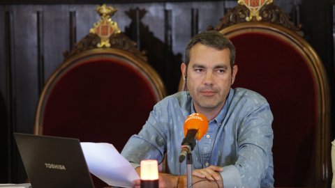 Especial 'Catalunya migdia' des de l'Ajuntament de Girona amb un debat dels alcaldables de la ciutat, amb Òscar Fernández i Empar Moliner, per Catalunya Ràdio i Catalunya Informació. Girona. 20 de maig de 2019