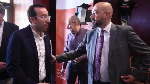 El director de Catalunya Ràdio, Saül Gordillo, amb l'alcaldable del PP. Especial 'Catalunya migdia' des del Cafè Teatre Escorxador de Lleida amb un debat dels alcaldables de la ciutat, amb Òscar Fernández i Empar Moliner, per Catalunya Ràdio i Catalunya Informació. Lleida. 21 de maig de 2019