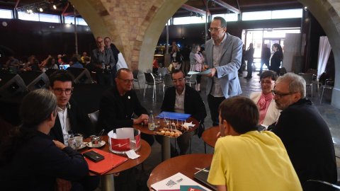 Especial 'Catalunya migdia' des del Cafè Teatre Escorxador de Lleida amb un debat dels alcaldables de la ciutat, amb Òscar Fernández i Empar Moliner, per Catalunya Ràdio i Catalunya Informació. Lleida. 21 de maig de 2019