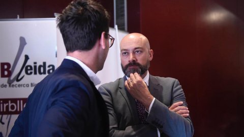 Especial 'Catalunya migdia' des del Cafè Teatre Escorxador de Lleida amb un debat dels alcaldables de la ciutat, amb Òscar Fernández i Empar Moliner, per Catalunya Ràdio i Catalunya Informació. Lleida. 21 de maig de 2019