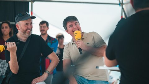 Programa especial de la festa de presentació de la temporada d'estiu de Catalunya Ràdio 2019 a l'espigó de la Mar Bella amb una edició d'El suplement, amb Roger Escapa. Barcelona. 20 de juliol de 2019