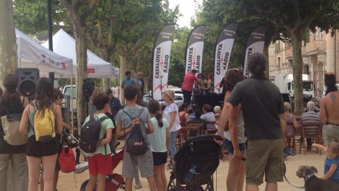 Programa especial d'Estat de Gràcia, amb Roger de Gràcia, Maria Rovira, Anna Ayala i Montse Virgili, al passeig marítim de Sant Feliu de Guíxols. 14 de juliol de 2017