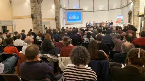 El director de Catalunya Ràdio, Saül Gordillo, assisteix al Primer Congrés Interpirinenc de Mitjans de Proximitat organitzat per l'Associació Mitjans d'Informació i Comunicació (AMIC) a La Seu d'Urgell. 24 d'octubre de 2019
