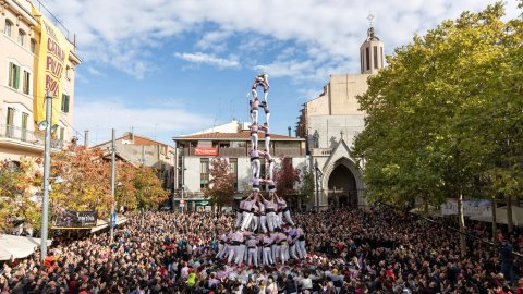Catalunya Ràdio retransmet les principals diades castelleres amb Carles Cortés, Albert Mercader, Josep Almirall, David Prats i Coia Ballesté. Diada dels Minyons de Terrassa. Terrassa. 17 de novembre de 2019