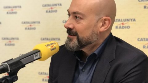 El director de Catalunya Ràdio, Saül Gordillo, i el cap de Continguts, Santi Faro, valoren els resultats de l'Estudi General de Mitjans (EGM) a 'El matí de Catalunya Ràdio'. Barcelona. 27 de novembre de 2019