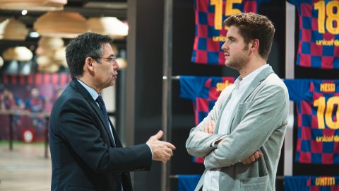 El president del Futbol Club Barcelona, Josep Maria Bartomeu, entrevistat pel programa El suplement de Catalunya Ràdio, amb Roger Escapa, a la Sala Roma del Camp Nou. Barcelona. 4 de desembre de 2019