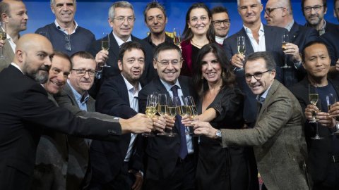 El director de Catalunya Ràdio, Saül Gordillo, assisteix a la Copa de Nadal de la directiva del Futbol Club Barcelona amb els directors de mitjans i periodistes esportius. Camp Nou. Barcelona. 12 de desembre de 2019