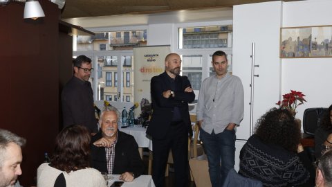 El director de Catalunya Ràdio, Saül Gordillo, assisteix al programa especial de Catalunya migdia amb Òscar Fernárndez i Empar Moliner amb oients al restaurant Boira de Girona, tertulians gironins i entrevista a l'alcaldessa de la ciutat, Marta Madrenas. Girona. 14 de gener de 2020