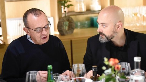 El director de Catalunya Ràdio, Saül Gordillo, assisteix al programa especial de Catalunya migdia amb Òscar Fernárndez i Empar Moliner amb oients al restaurant L'Espurna, tertulians lleidatans i entrevista a l'alcalde de la ciutat, Miquel Pueyo. Lleida. 16 de gener de 2020