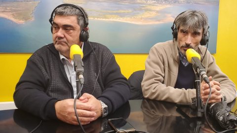 Programa especial Catalunya migdia amb Òscar Fernández des de Deltebre amb motiu dels efectes del temporal Gloria al delta de l'Ebre, amb Adam Tomàs, alcalde d'Amposta, Joan Castor, de Sant Jaume d'Enveja, Lluís Soler, de Deltebre, Joan Roig, alcalde d'Alcanar i president del Consell Comarcal del Montsià, i Xavier Curto, vicepresident de la Taula de Consens pel Delta i de la Comunitat de Regants del Marge Esquerre. Deltebre. 22 de gener de 2020