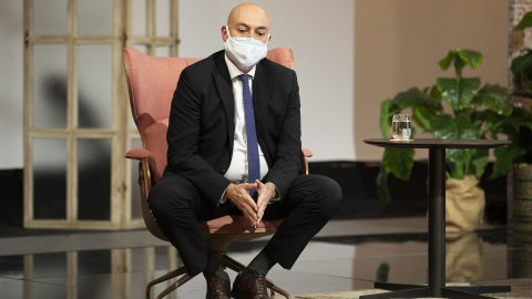 El director de Catalunya Ràdio i dels Mitjans Digitals de la CCMA, Saül Gordillo, participa en la presentació de La Marató de TV3 i Catalunya Ràdio 2020 al plató 1 de TV3. Sant Joan Despí. 17 de desembre de 2020