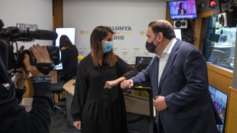 El president d'ERC, Oriol Junqueras, entrevistat a El matí de Catalunya Ràdio amb Laura Rosel aprofitant el tercer grau en les hores prèvies a la decisió judicial de retirar-li aquesta situació penitenciària. Barcelona. 25 de febrer de 2021