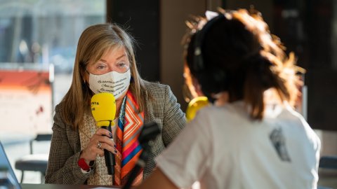 Programa especial d'El matí de Catalunya Ràdio, Popap, Catalunya migdia i Estat de Gràcia per Sant Jordi, el primer amb una relativa normalitat després de la pandèmia, en el marc de la campanya Impulsem cultura, a Casa Seat. Barcelona. 23 d'abril de 2021