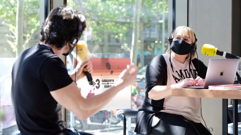 Programa especial d'El matí de Catalunya Ràdio, Popap, Catalunya migdia i Estat de Gràcia per Sant Jordi, el primer amb una relativa normalitat després de la pandèmia, en el marc de la campanya Impulsem cultura, a Casa Seat. Barcelona. 23 d'abril de 2021