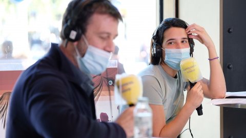 Programa especial d'El matí de Catalunya Ràdio, Popap, Catalunya migdia i Estat de Gràcia per Sant Jordi, el primer amb una relativa normalitat després de la pandèmia, en el marc de la campanya Impulsem cultura, a Casa Seat. Barcelona. 23 d'abril de 2021