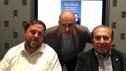 Presentació del llibre 'Revoltats' 'Sublevados' (Ara Llibres) d'Oriol Junqueras i Justo Molinero, amb edició de Saül Gordillo a la Casa del Llibre de Barcelona. 7 d'abril de 2015