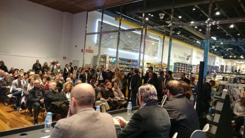 Presentació del llibre 'Revoltats' 'Sublevados' (Ara Llibres) d'Oriol Junqueras i Justo Molinero, amb edició de Saül Gordillo a la Casa del Llibre de Barcelona. 7 d'abril de 2015