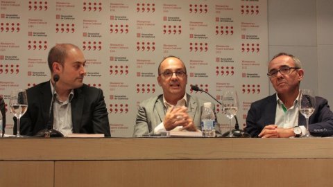Presentació del llibre Sobirania.cat, del periodista Saül Gordillo, al Centre Cultural Blanquerna de Madrid amb els diputats catalans al Congrés Carles Campuzano (CiU), Lourdes Muñoz (PSC), Joan Coscubiela (ICV-EUiA) i Joan Tardà (ERC). Madrid. 29 d'octubre de 2014