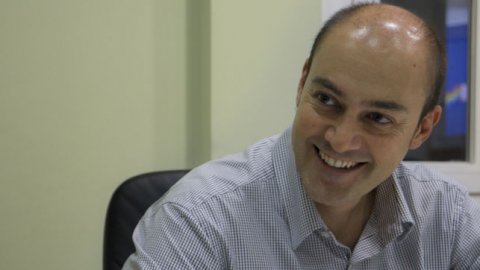 Entrevista amb eldiario.es per la presentació de Sobirania.cat, del periodista Saül Gordillo, a Madrid. 29 d'octubre de 2014