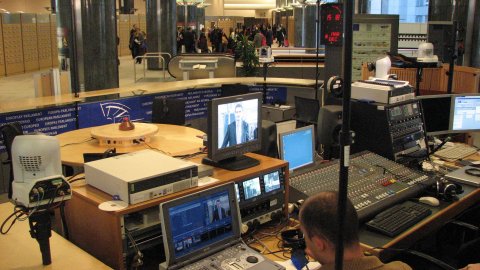 Plató de televisió obert a l'interior del Parlament Europeu. Brussel·les. 18 de desembre de 2007