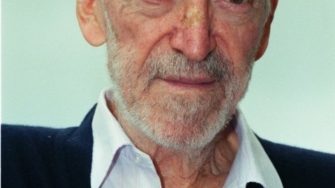 Vicenç Ferrer, cooperant a l'Índia. Calella. 14 de novembre de 1998