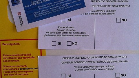Procés participactiu sobre la independència de Catalunya, a l'institut Bisbe Sivilla de Calella. 9 de novembre de 2014