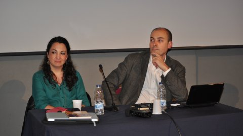 Jornada Comuniquem a La Bisbal d'Empordà, amb els periodistes Sílvia Cobo i Saül Gordillo sobre periodisme i comunicació 2.0. Edifici El Mundial. La Bisbal d'Empordà. 16 de març de 2012