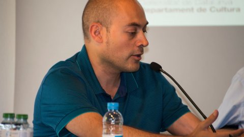 Debat sobre comunicació cultural amb Toni Puntí (TV3), Ignacio Orovio (La Vanguardia), Laura Serra (Ara), Bernat Puigtobella (Núvol) i Saül Gordillo (El Periódico), moderat per Cristina Salvador (aPortada), al Centre Arts Santa Mònica. Barcelona. 2 de juliol de 2014