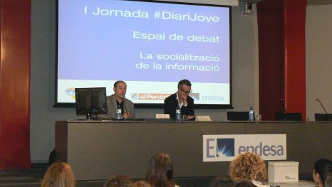 Jornada Diari Jove d'El Periódico a la seu d'Endesa, amb els periodistes Pep Puig i Saül Gordillo. Barcelona. 22 de maig de 2013