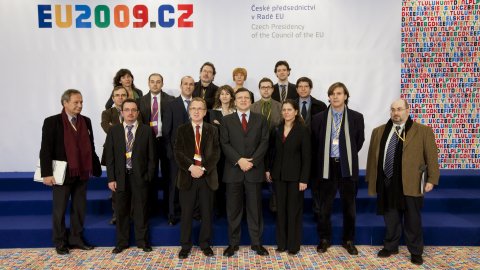 Trobada de periodistes catalans amb el president de la Comissió Europea, José Manuel Durao Barroso, posterior a la roda de premsa sobre Cinc Anys d'una UE Ampliada. Palau de Congressos. Praga. 2 de març de 2009 