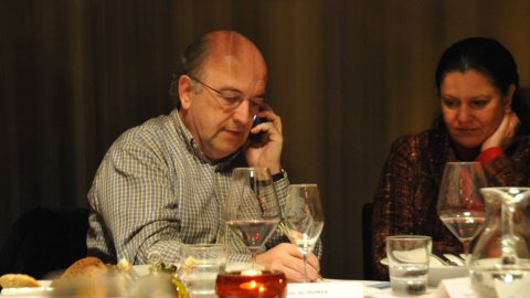 Sopar de periodistes catalans amb Joaquín Almunia, eurocomissari d'Economia. Praga. 1 de març de 2009