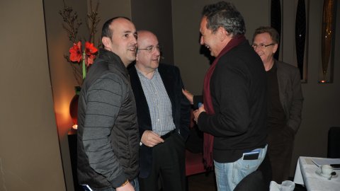 Sopar de periodistes catalans amb Joaquín Almunia, eurocomissari d'Economia. Rafa Lara, de Televisió Espanyola. Xavier Vidal-Folch, d'El País. Manel Camós, de la Representació de la Comissió Europea a Barcelona. Praga. 1 de març de 2009