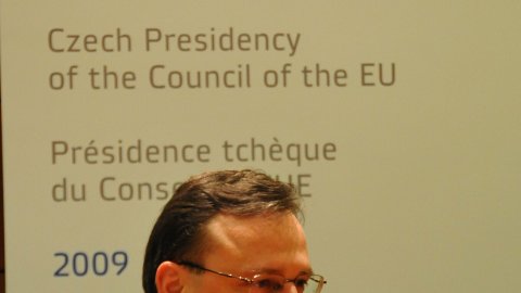 Peter Necas, ministre d'Afers Socials de Txèquia. Reunió amb periodistes catalans al Ministeri d'Afers Socials. Praga. 2 de març de 2009