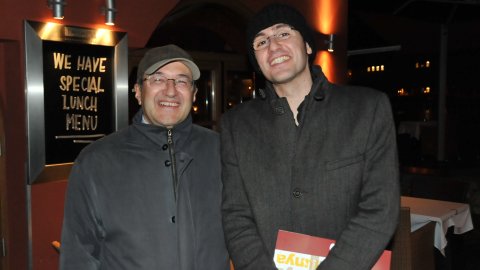 Fredy Valverde i Carles Ferrer, periodistes de Ràdio Praga. Sopar de periodistes catalans i txecs. Restaurant Kampa. Praga. 2 de març de 2009