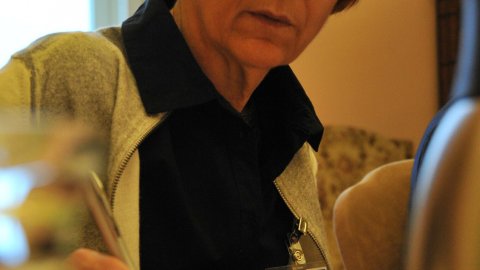 Eva Peruga, d'El Periódico de Catalunya. Reunió de periodistes catalans al Ministeri d'Afers Exteriors de Txèquia, al Palau Czernin. 3 de març de 2009