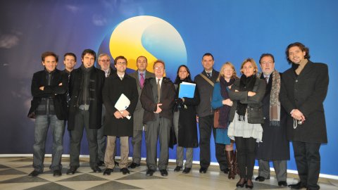 Presidència de torn sueca. Periodistes catalans. Joaquín Luna, Marta López, Anna Alba, Joan Riera, Toni Cruanyes, Maties Salom, Agustí Esteve, Joan Morros, Saül Gordillo, Lluís Foix, Joan Tàpia, Carme Colomina, Manel Camós, Albert Royo i Rodolfo Pérez Saracíbar. Estocolm. 5-6 d'octubre de 2009