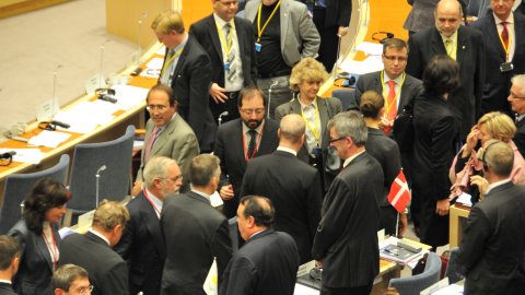 Parlament suec. Àlex Sáez, Joan Sabaté, Jordi Xuclà, Iñaki Anasagasti. Estocolm. 5-6 d'octubre de 2009