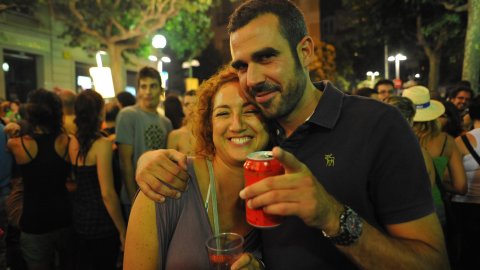 Les Santes. Desvetllament bellugós. Nit Boja. Alícia Romero i Toni Cayuela. Mataró. 26 de juliol de 2010