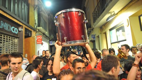 Les Santes. Desvetllament bellugós. Nit Boja. Mataró. 26 de juliol de 2010